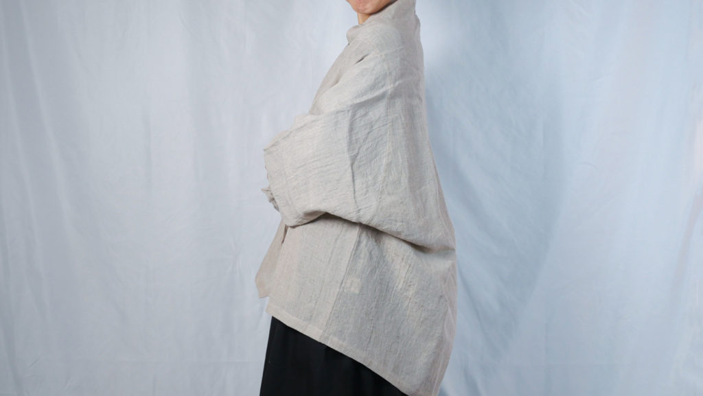 羽織りジャケット（リネン100％）